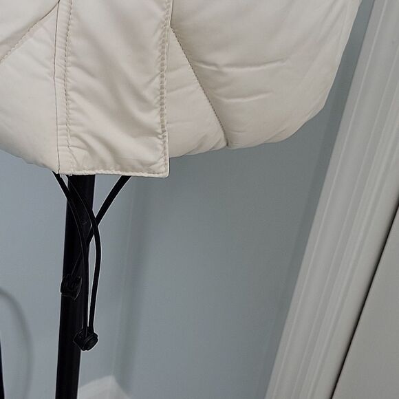 MEROKETTY Cream Puffer Vest Women's Size Small - Picture 3 of 6